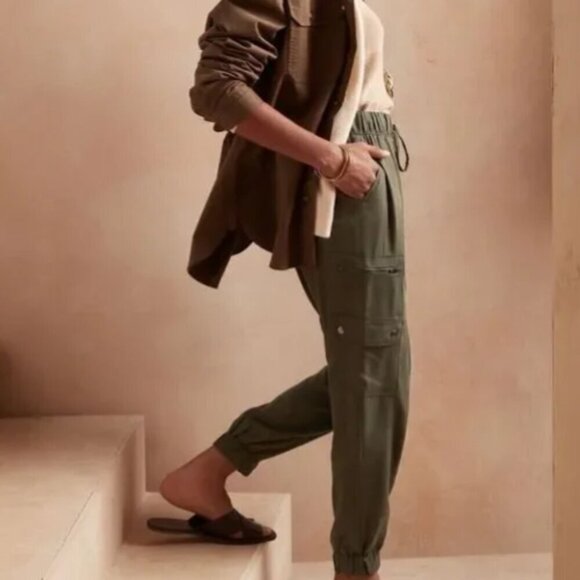 Banana Republic Factory Pants - Banana Republic TENCEL CARGO JOGGER